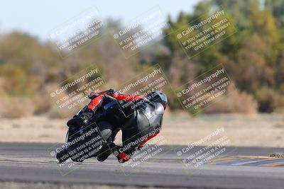 media/Dec-18-2022-SoCal Trackdays (Sun) [[8099a50955]]/Turn 7 Backside (1125am)/